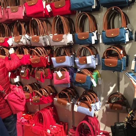 longchamp factory outlet online.